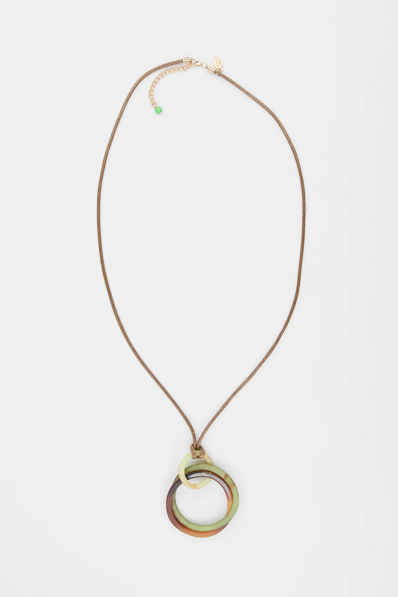 Anwen Pendant Necklace