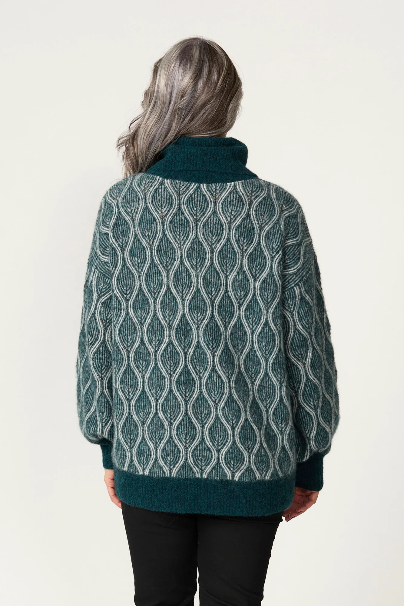 Banksia Fond Sweater - Image 5