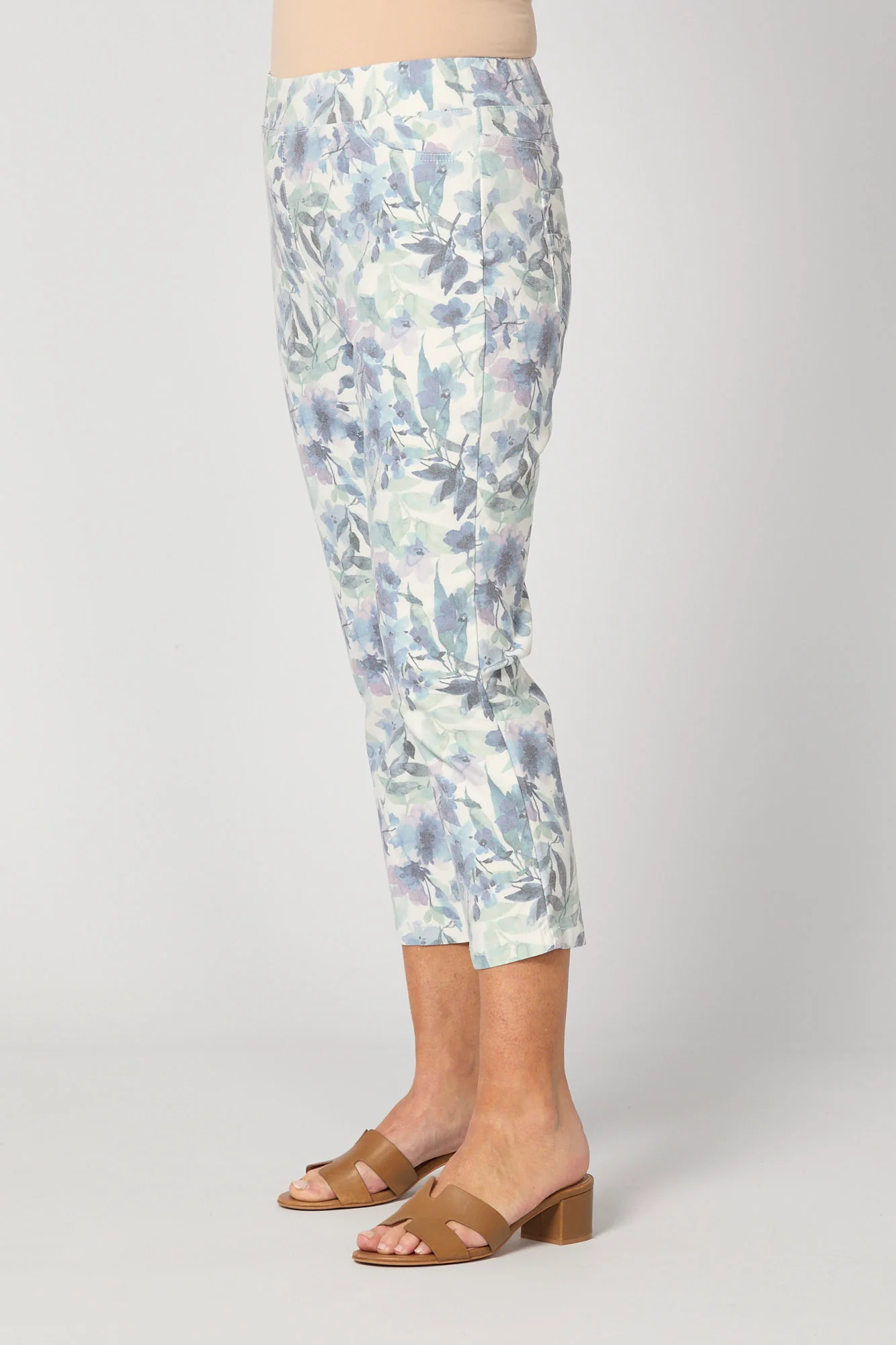 Blue Mood Print 7/8 Pull On Pant - Image 3