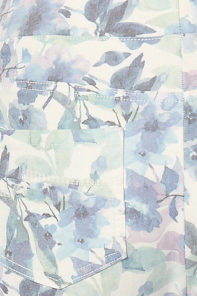 Blue Mood Print 7/8 Pull On Pant - Image 7
