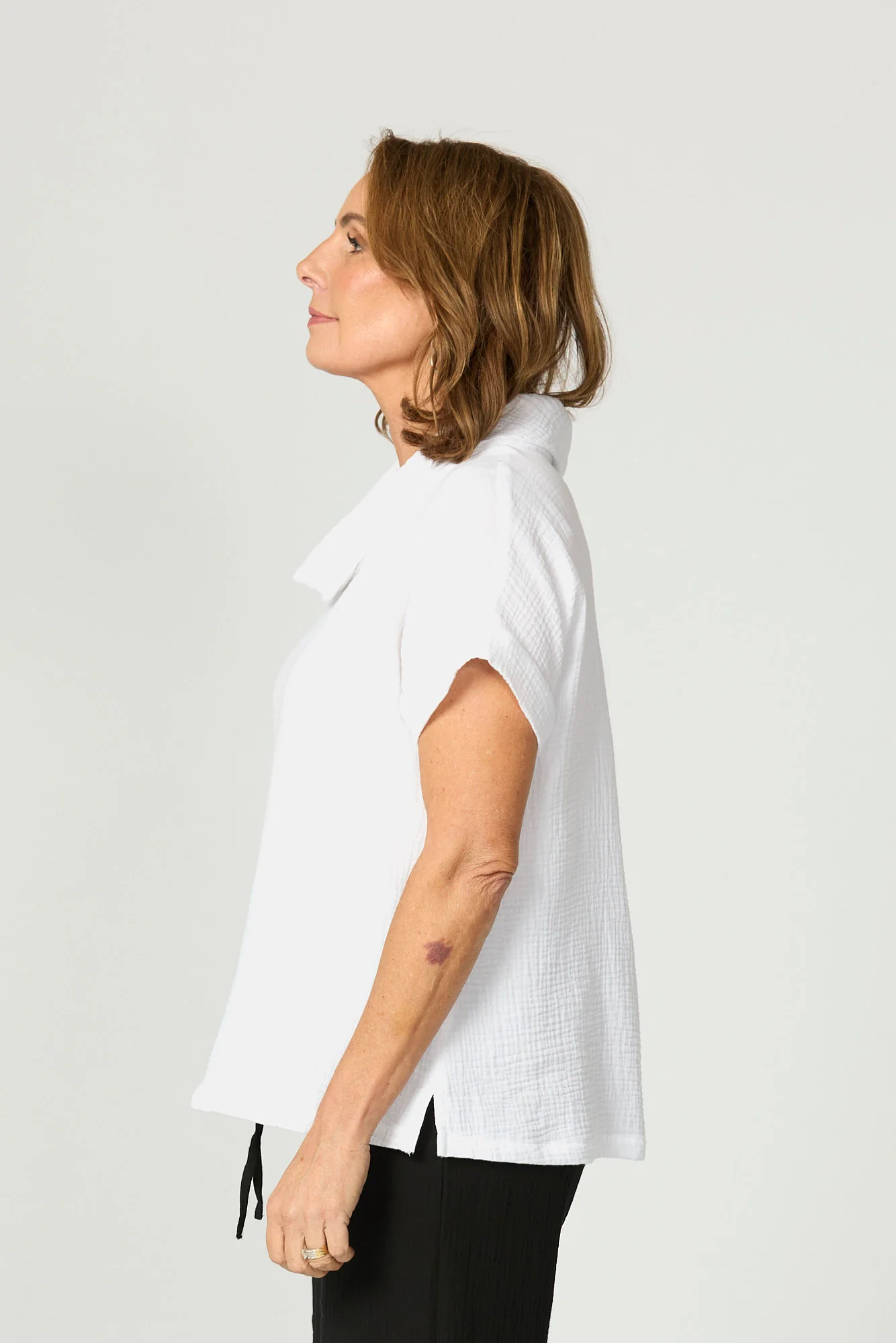 Bubble Cowl Neck Short Sleeve Top - Image 4