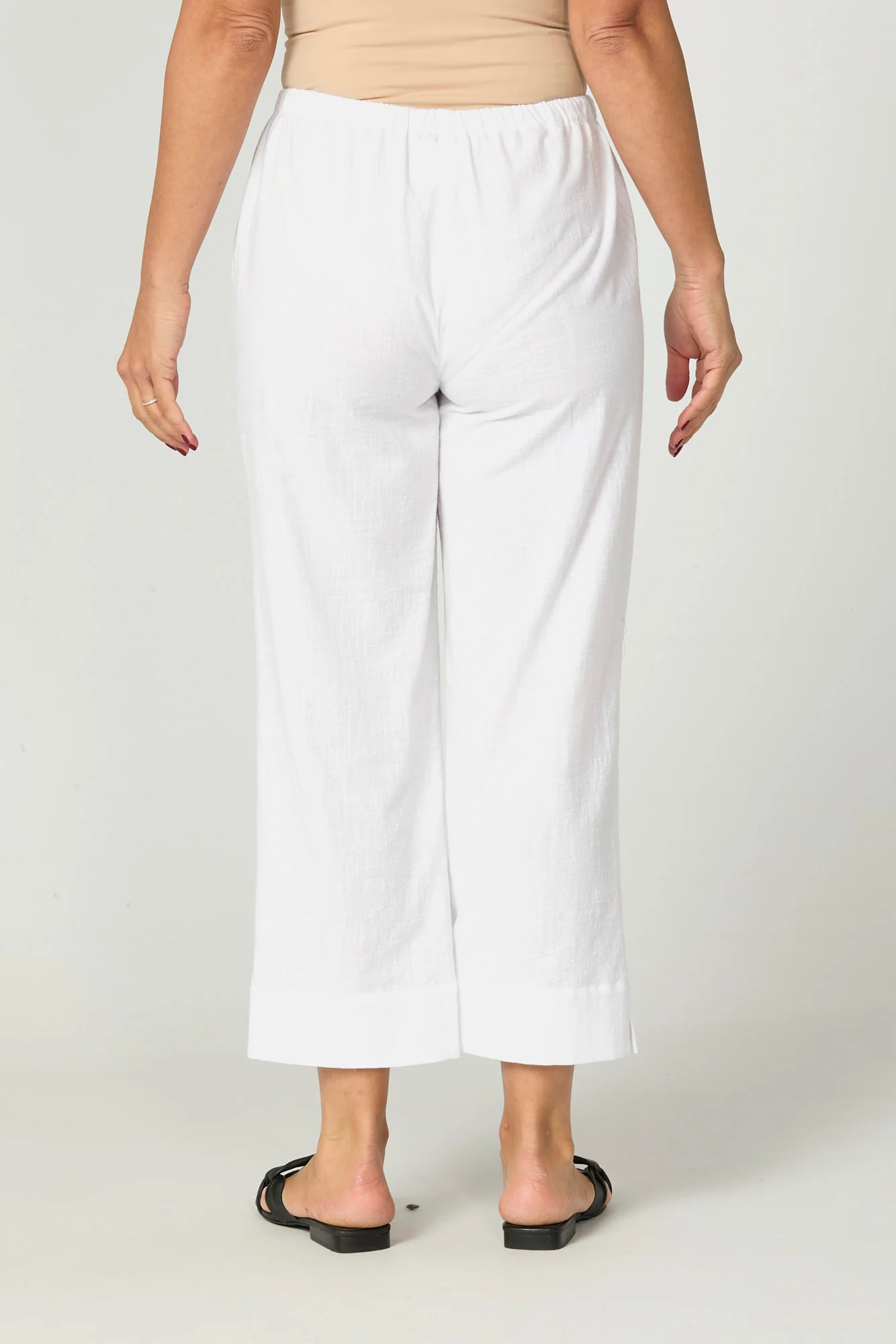 Cable Beach Relaxed Capri Pant - Image 5