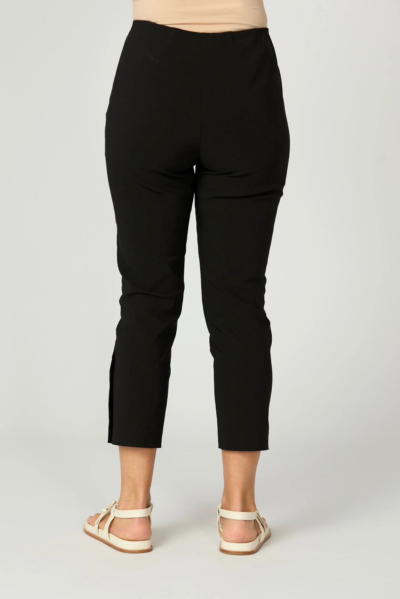 Chaucer 7/8 Button Hem Pant - Image 5