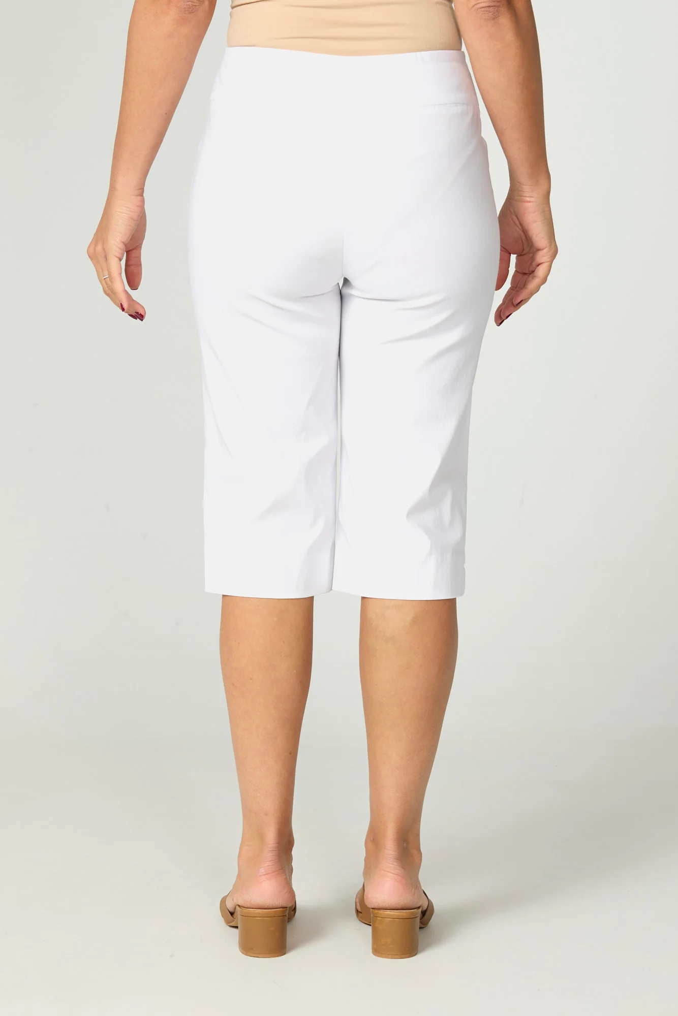 Chaucer Basque Long Shorts - Image 5