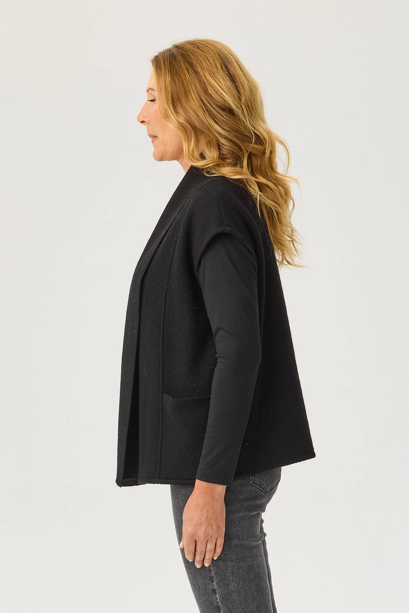 Deakin E2e Short Vest - Image 4