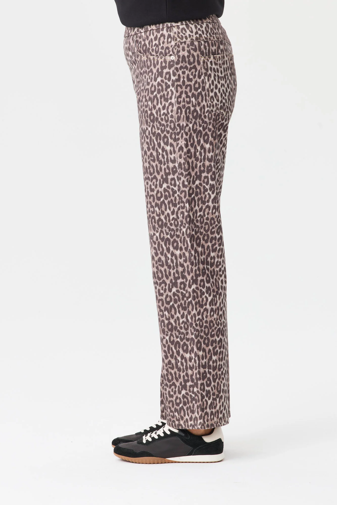 Evie Stretch Straight Pull On Jean - Image 4