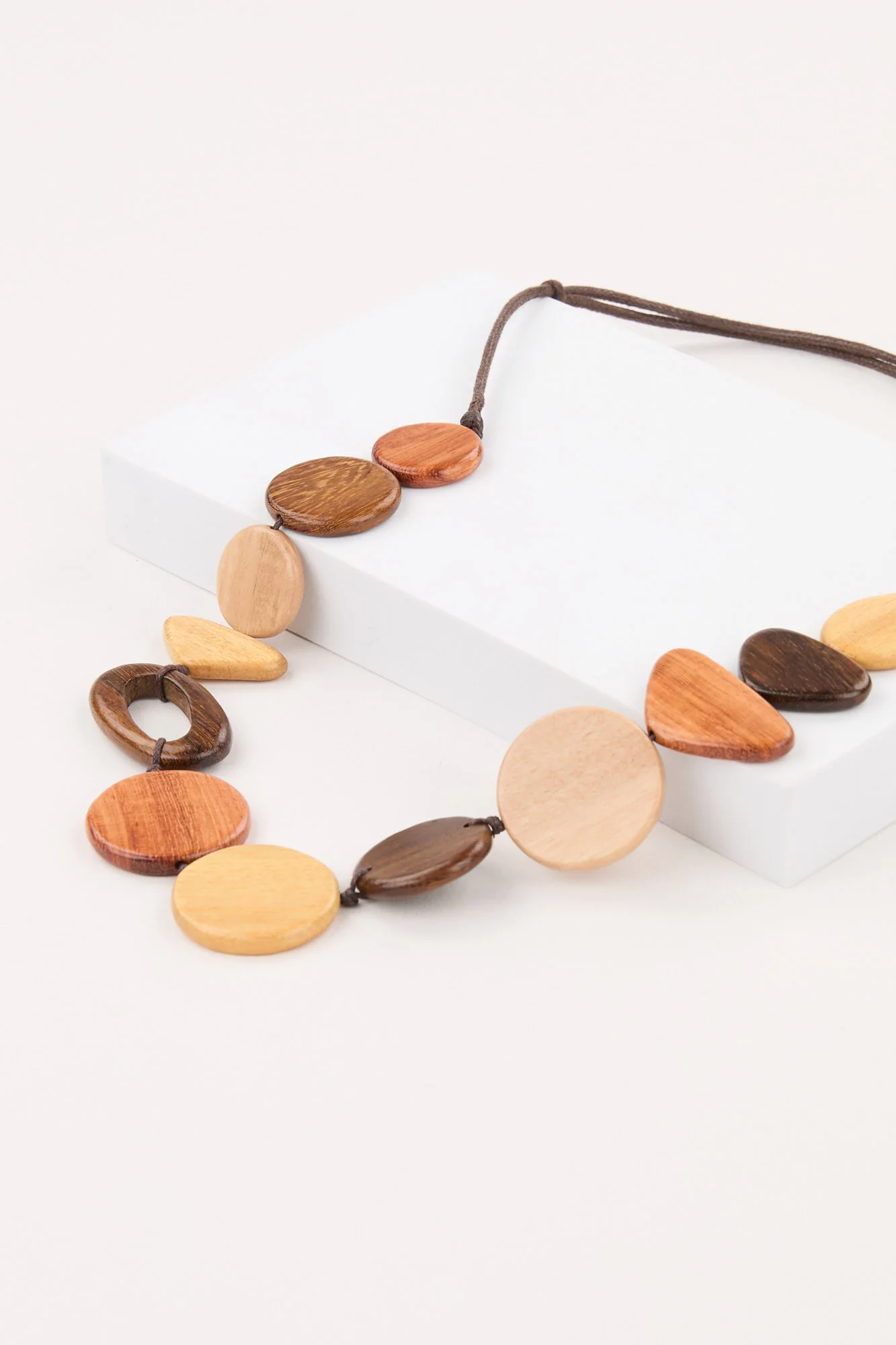 Gabin Wooden Necklace - Image 2