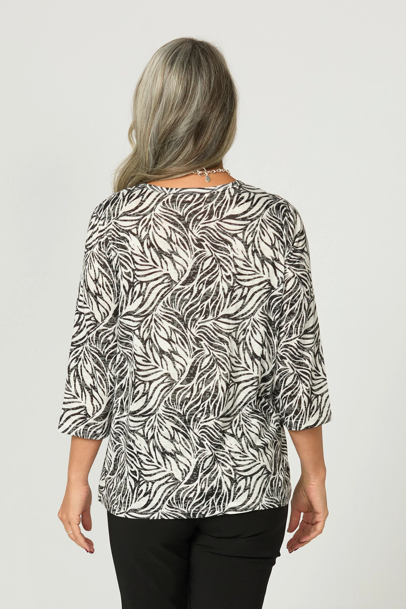 Gibson 3/4 Sleeve Diamante Tee - Image 5