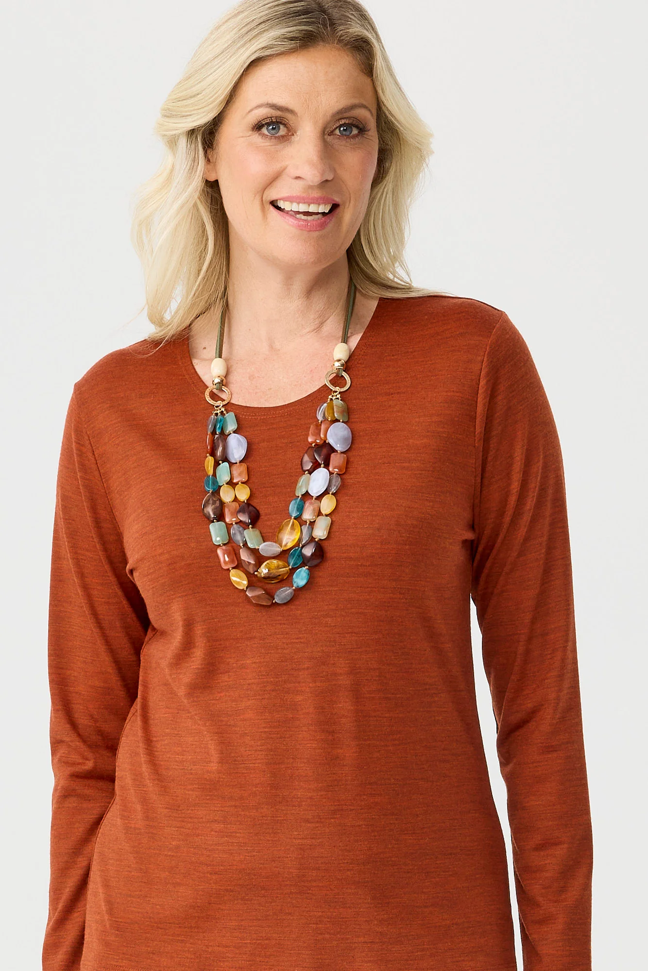 Hedrena Classic Long Sleeve Tee - Image 3