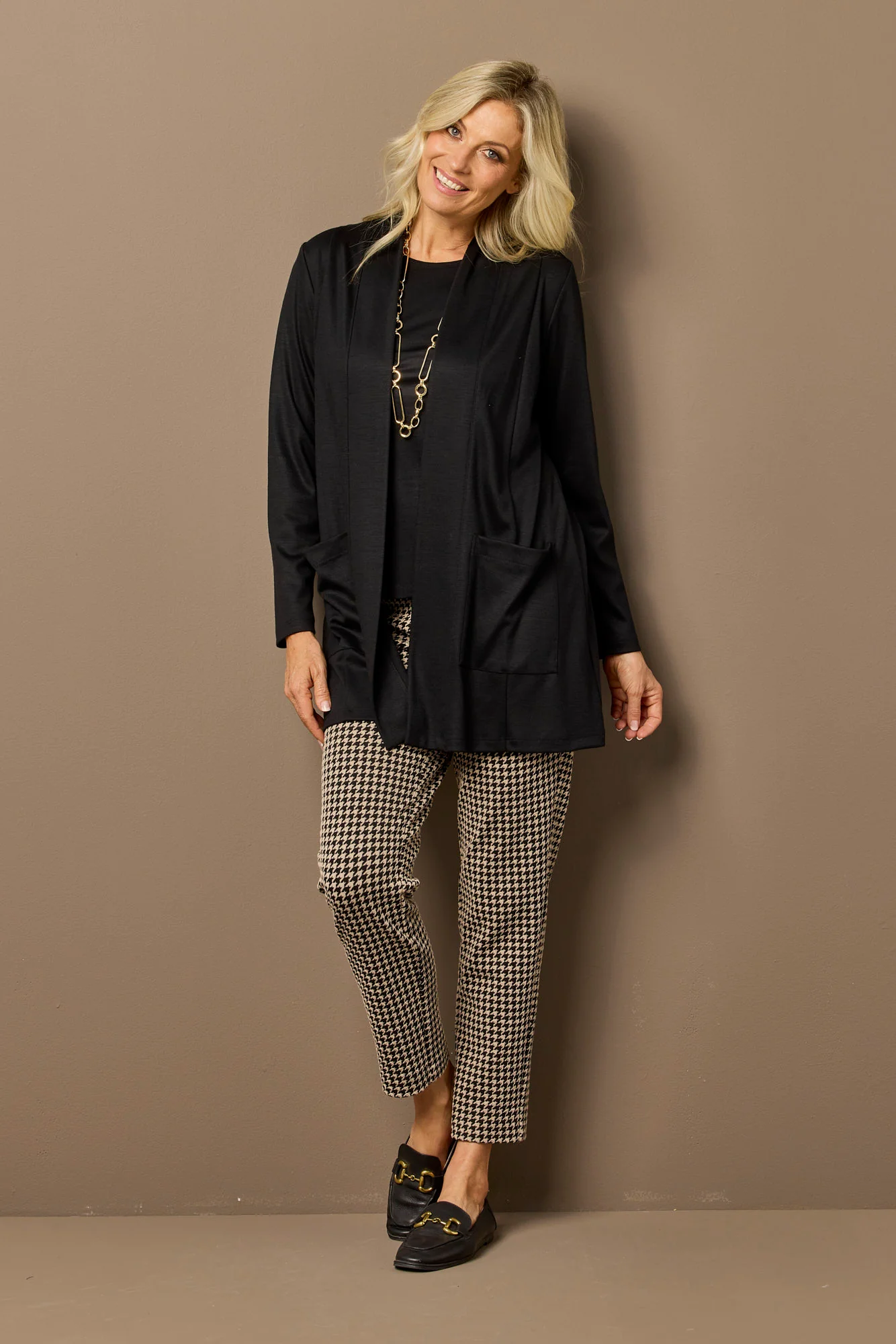 Hedrena Interlock Pocket Cardigan - Image 2