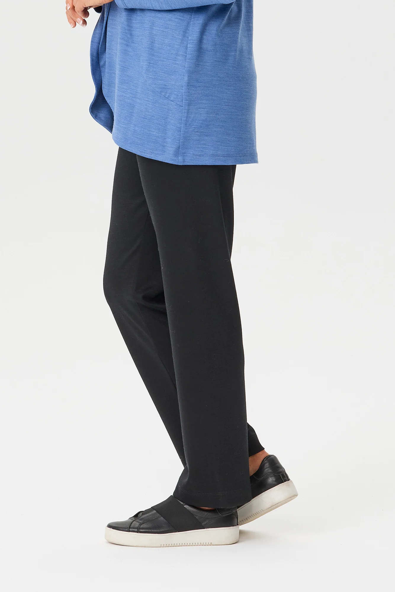 Hedrena Roam Relaxed Fit Pant - Image 4