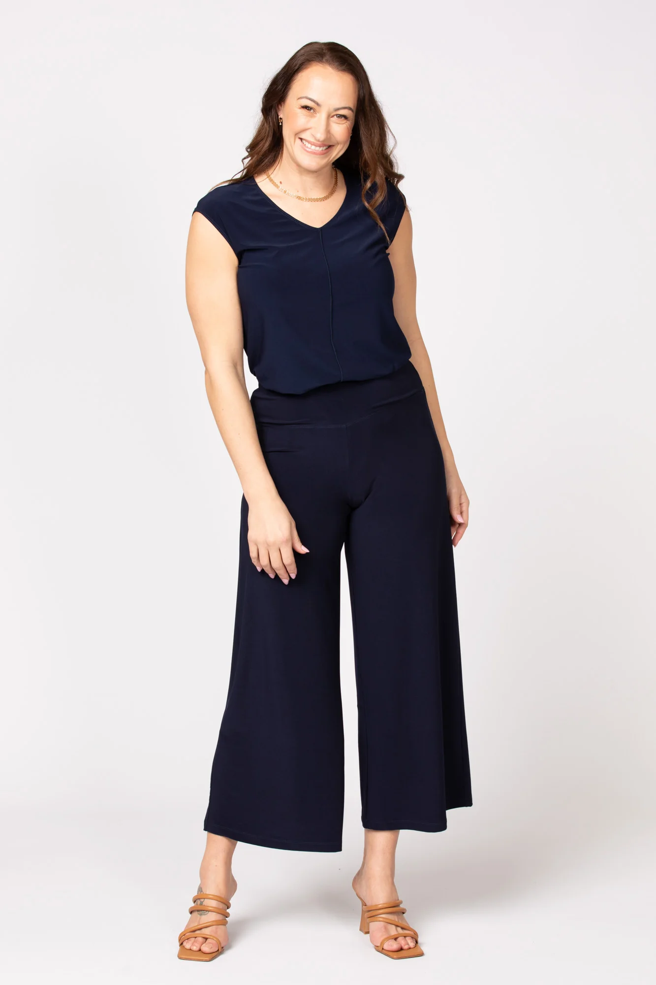 Hush 7/8 Wide Leg Pant - Image 3