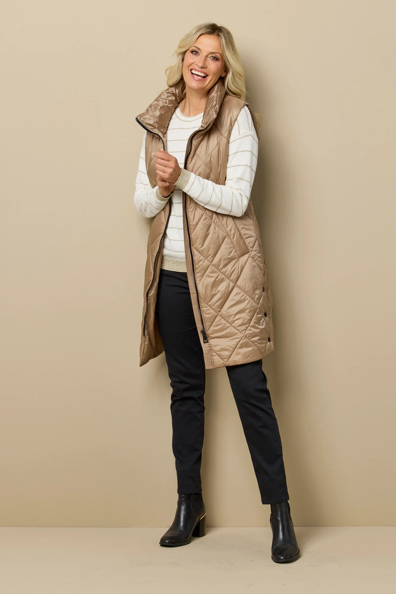 Lido Longline Puffer Vest - Image 2