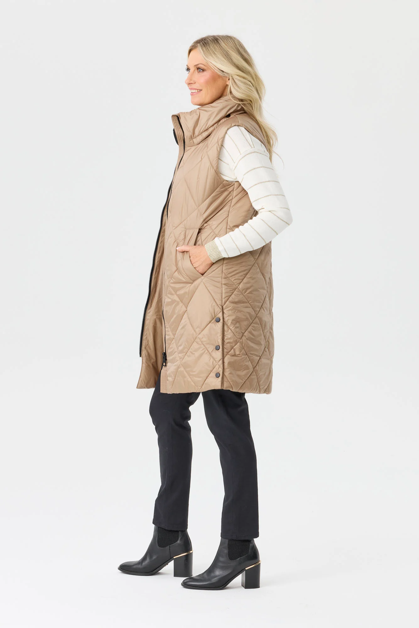 Lido Longline Puffer Vest - Image 4