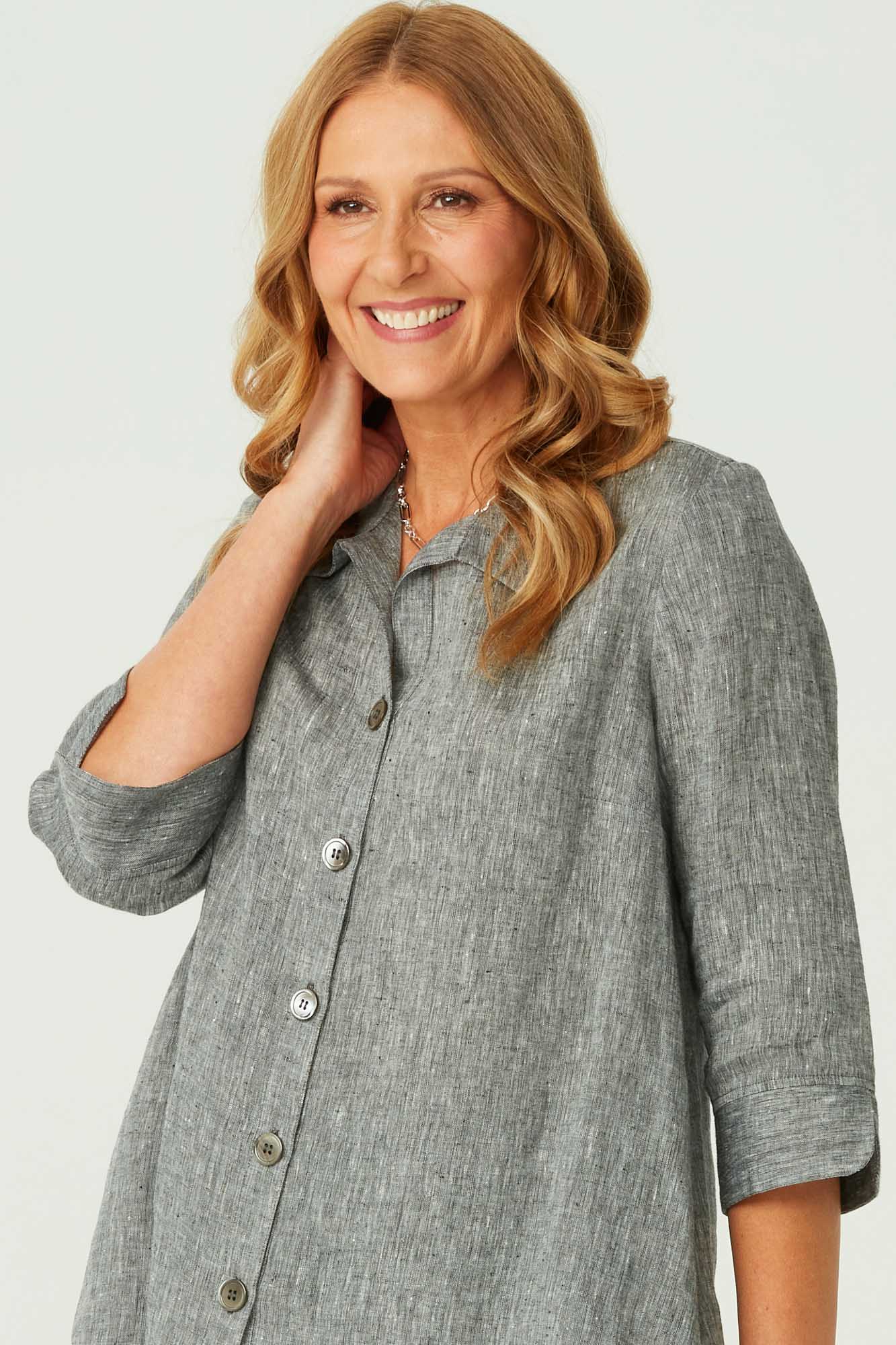 Linza 3/4 Sleeve Swing Shirt - Image 3