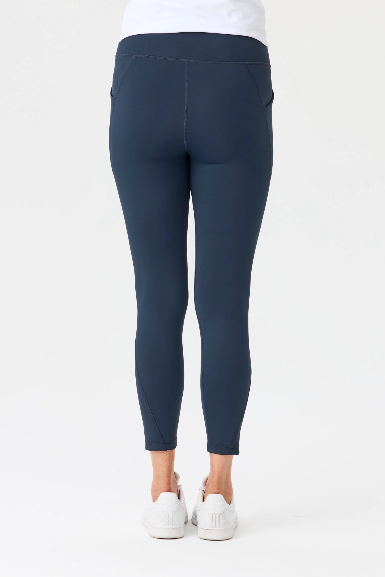 On The Go Pocket Legging - Image 5