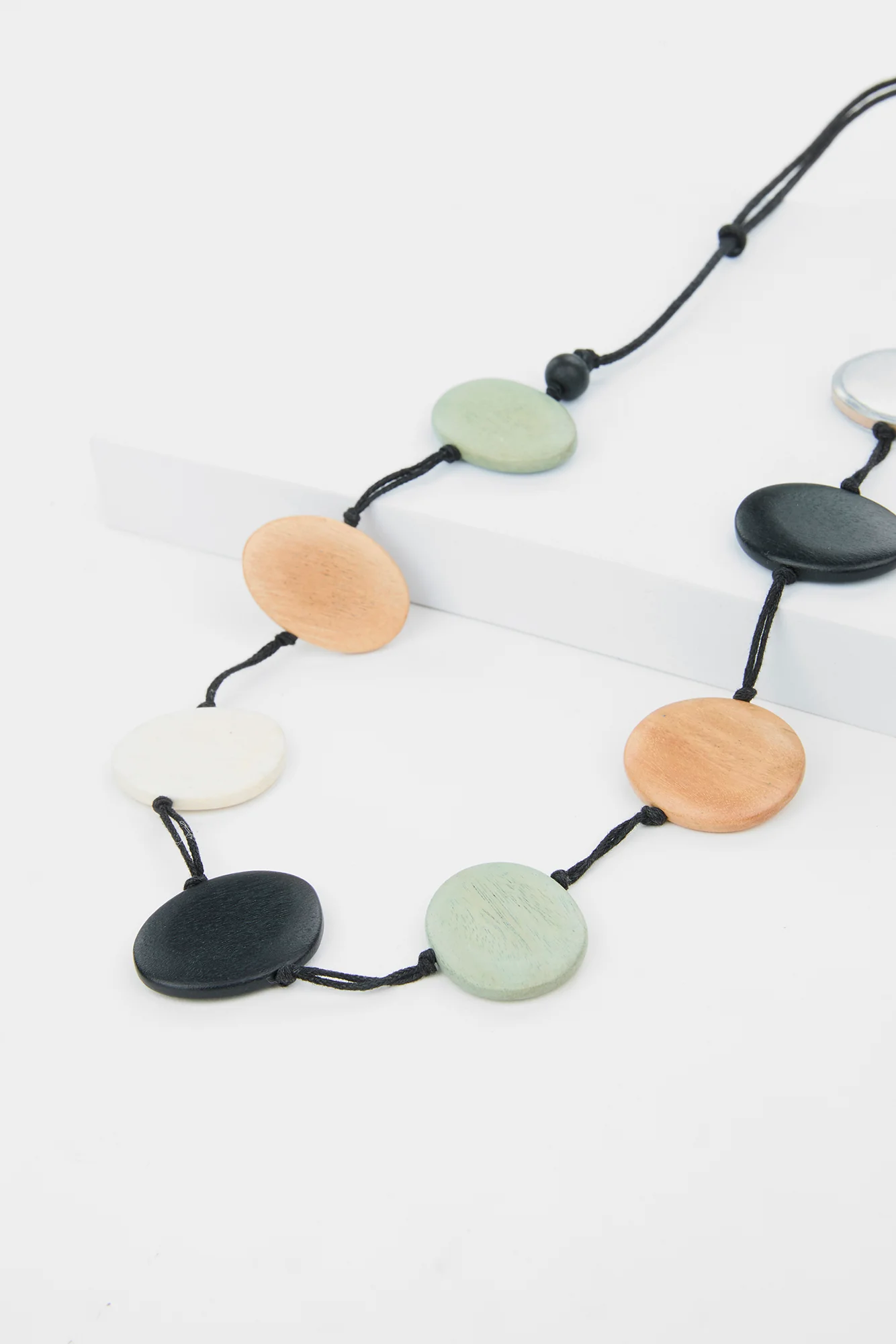 Paloma Wooden Necklace - Image 3