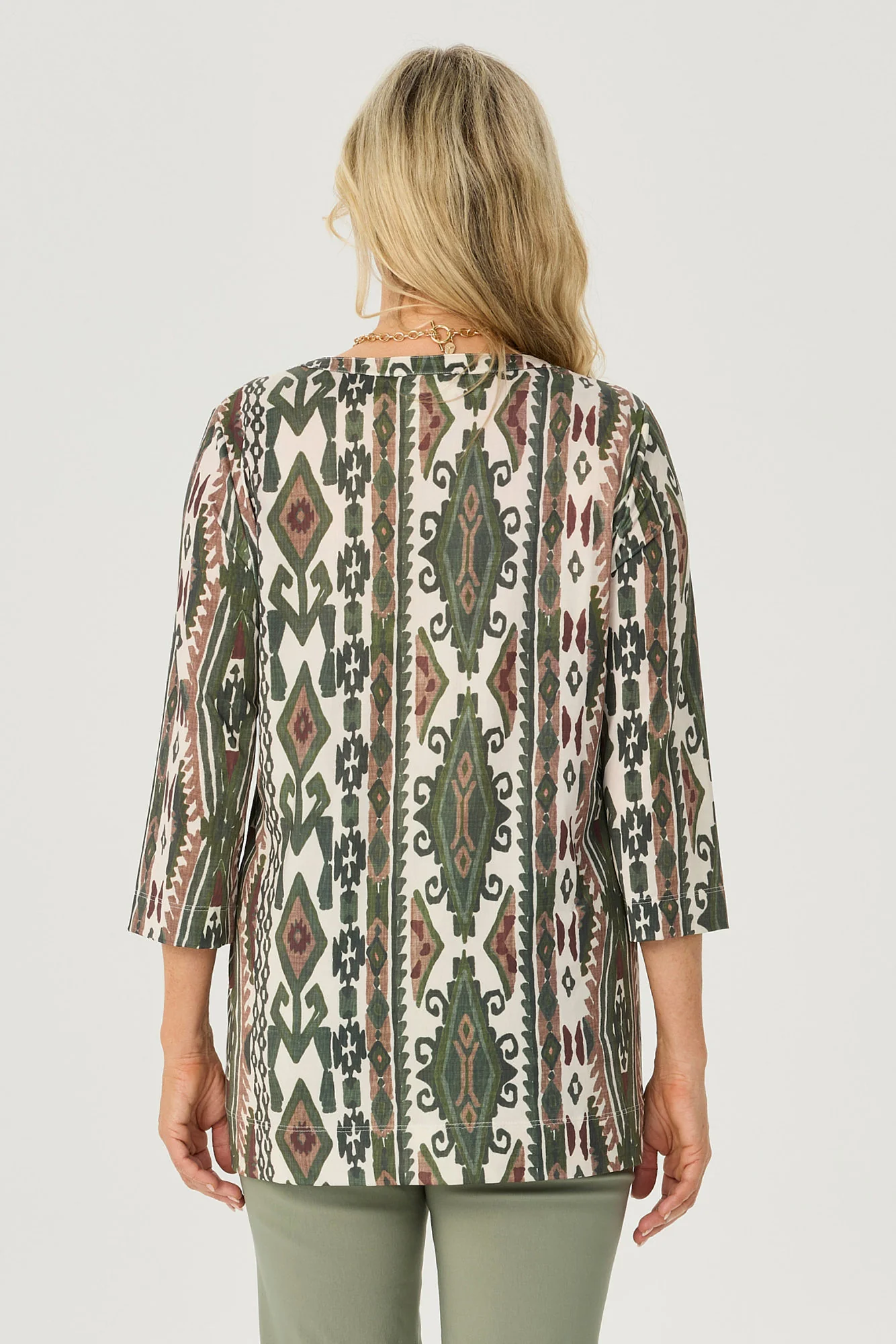 Peru 3/4 Sleeve V-neck Tunic - Image 3
