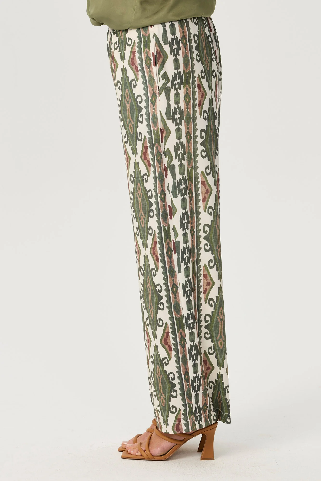 Peru Pull On Pant - Image 2