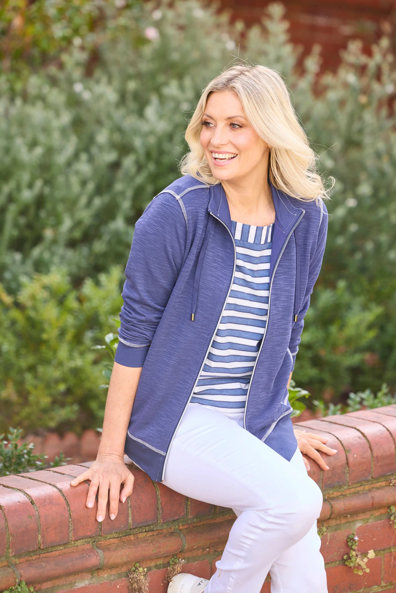 Retreat Top Stitch Zip Up Jacket - Image 7