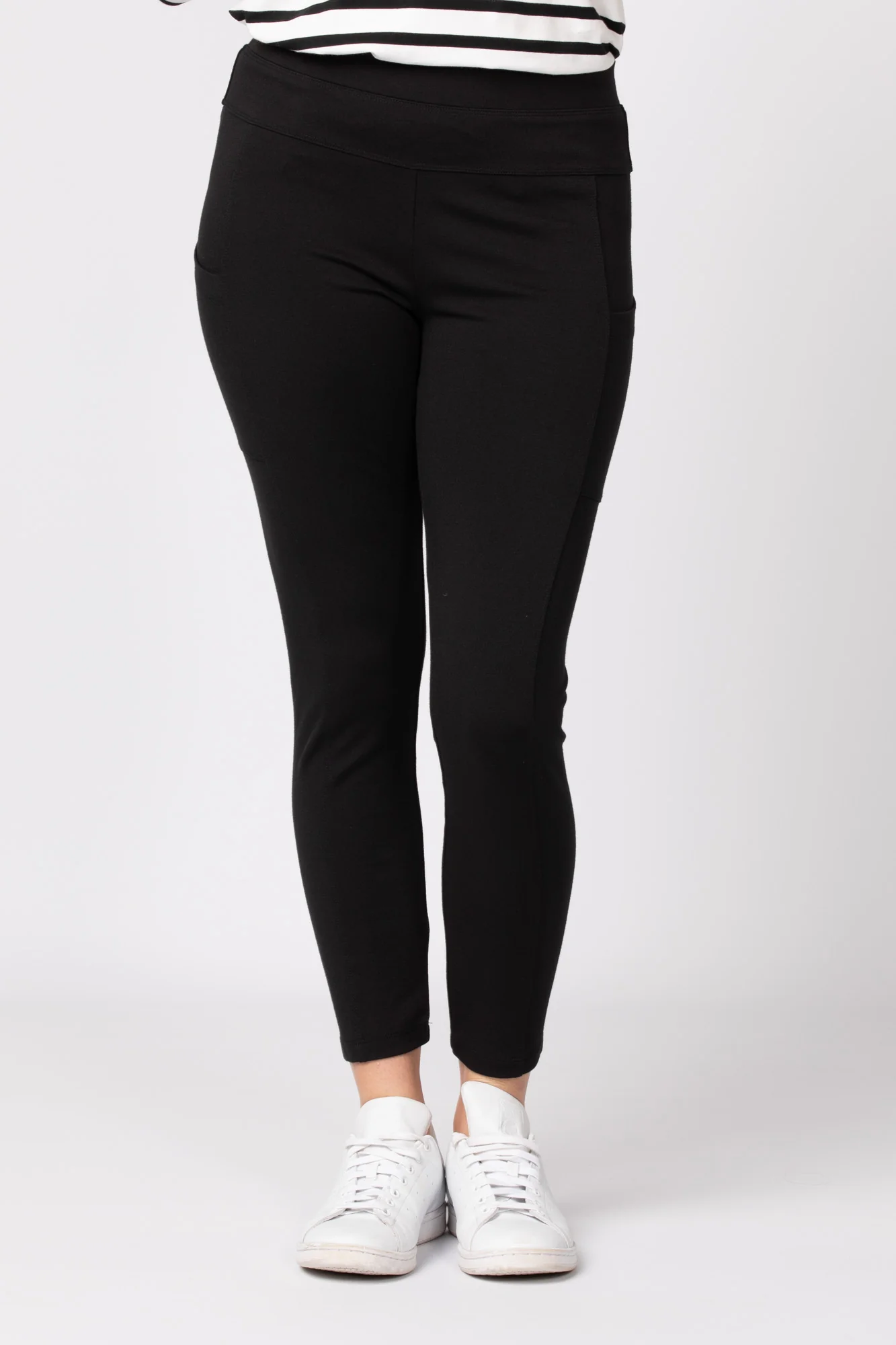 Romaine Side Pocket Legging