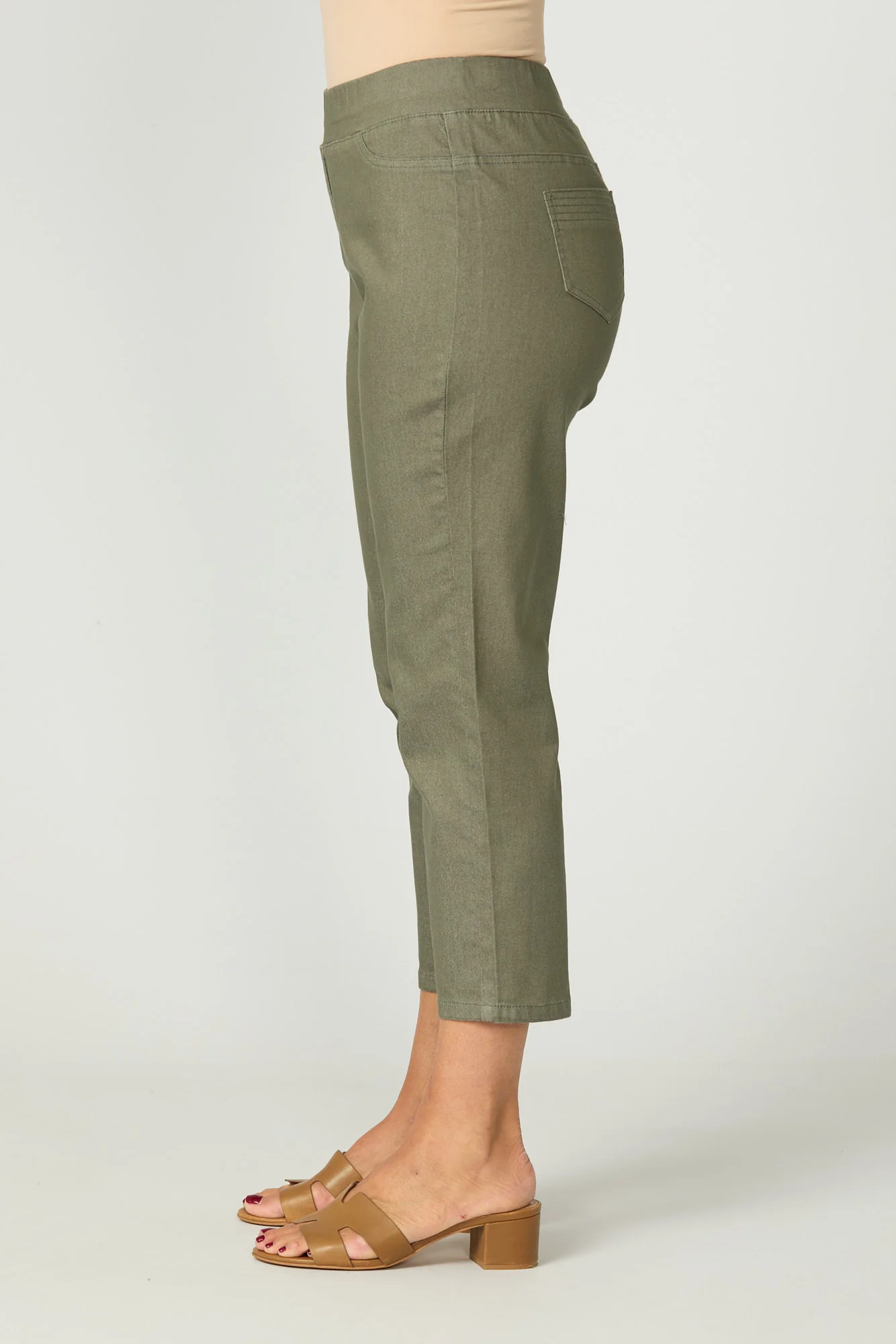 Sandy Stretch 7/8 Pull On Jean - Image 4