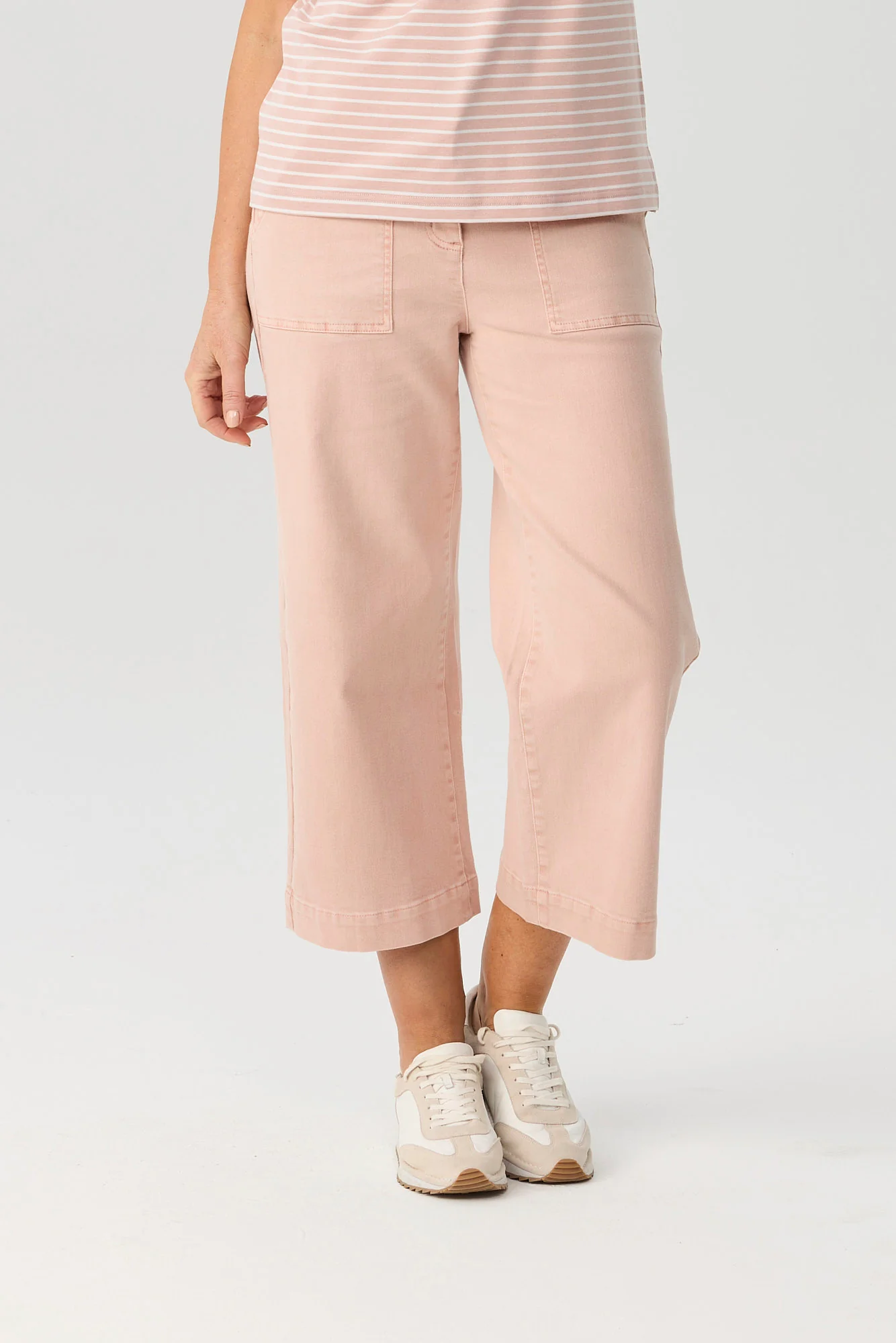 Shelby 7/8 Zip Wide Leg Jean