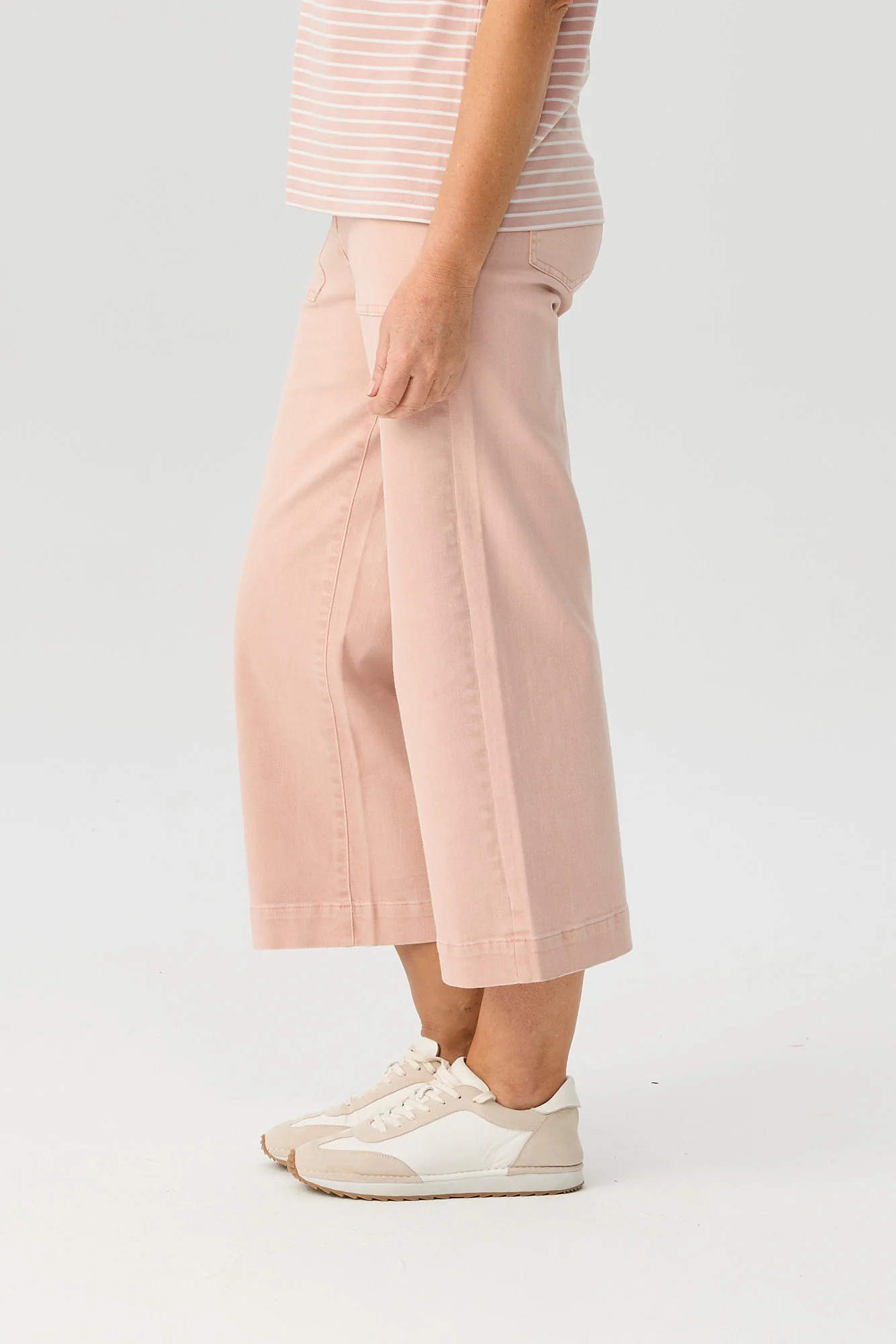 Shelby 7/8 Zip Wide Leg Jean - Image 4