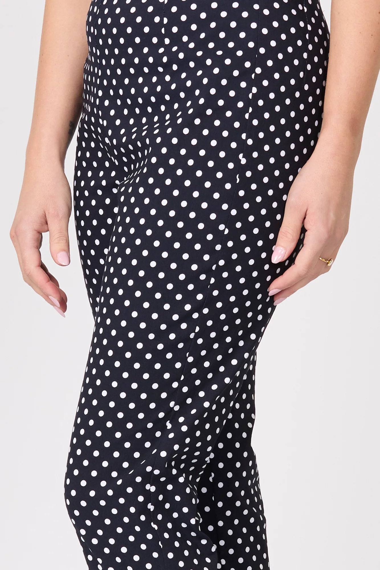 Spot Dot 7/8 Stretch Pant - Image 3
