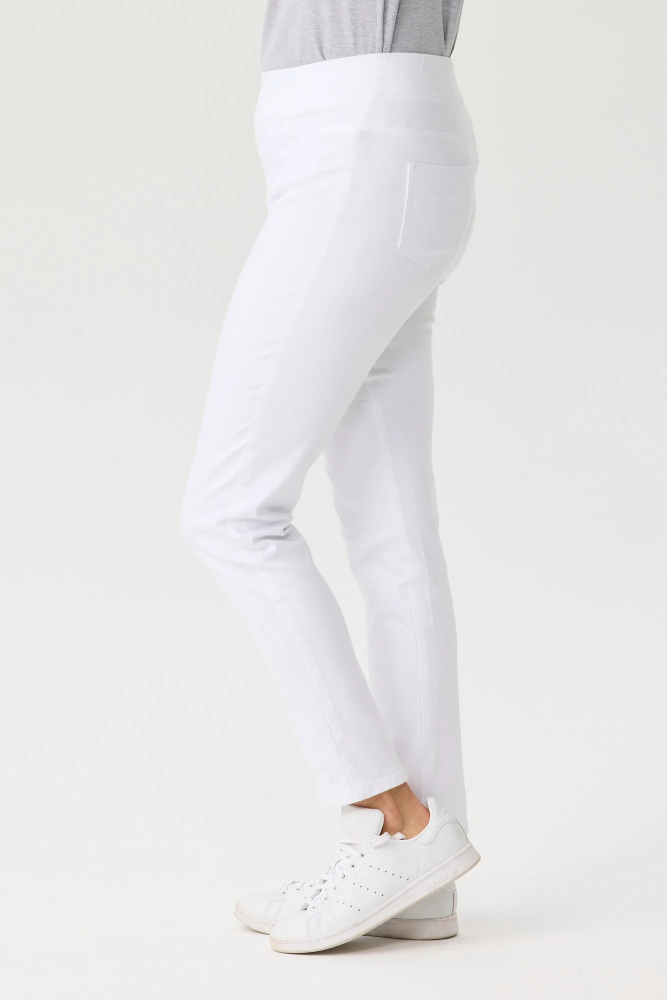 Suzy Stretch Long Pull On Jean - Image 5