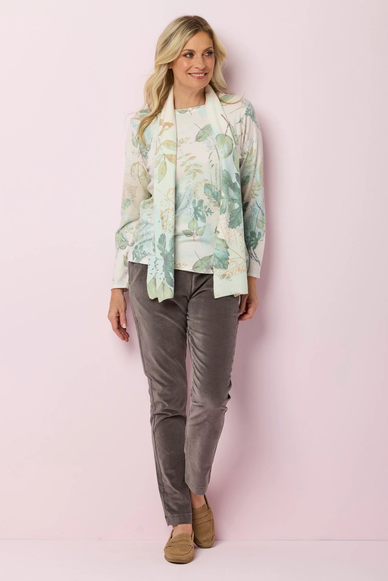Sylvie Print R-neck Long Sleeve Sweater - Image 2