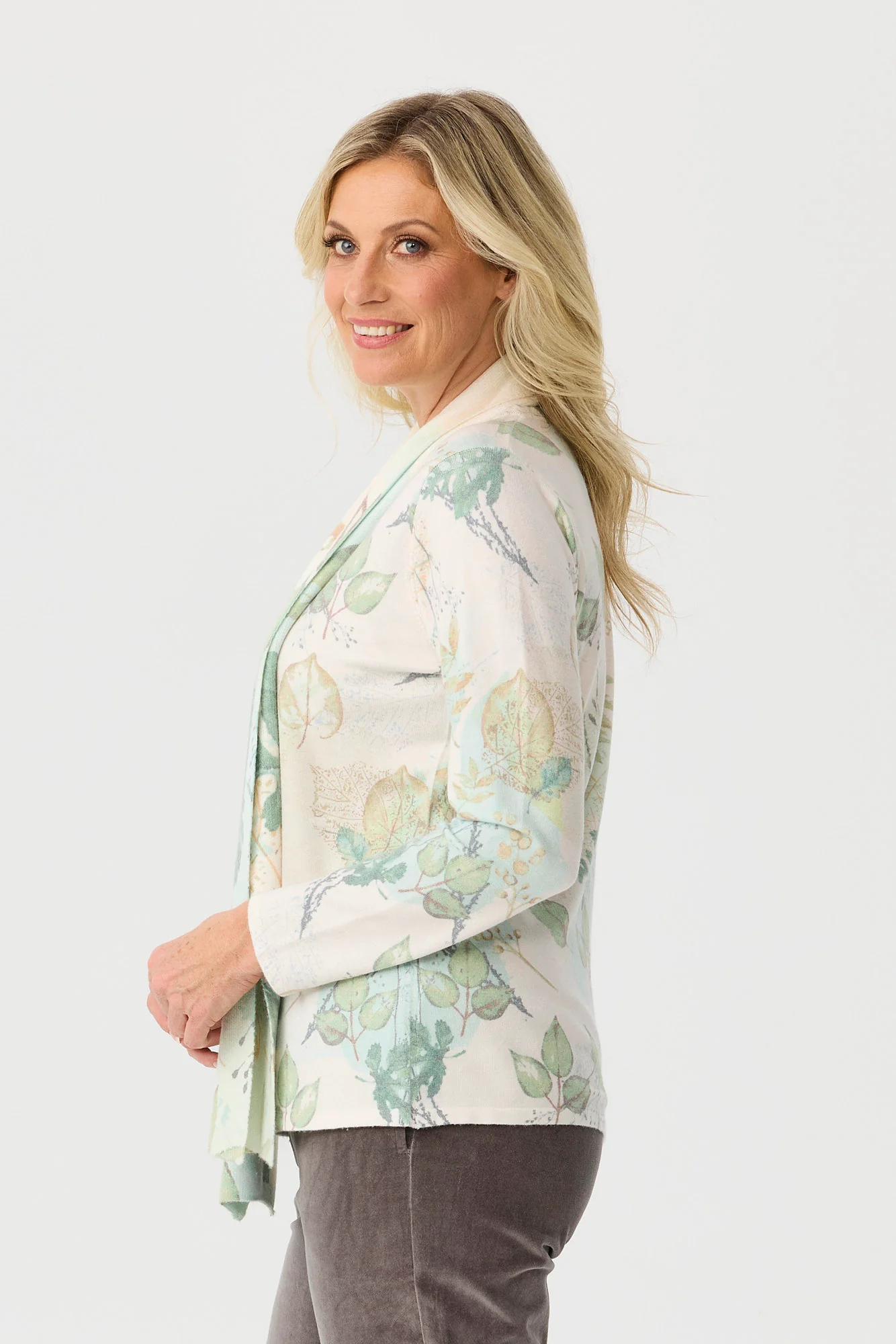 Sylvie Print R-neck Long Sleeve Sweater - Image 4