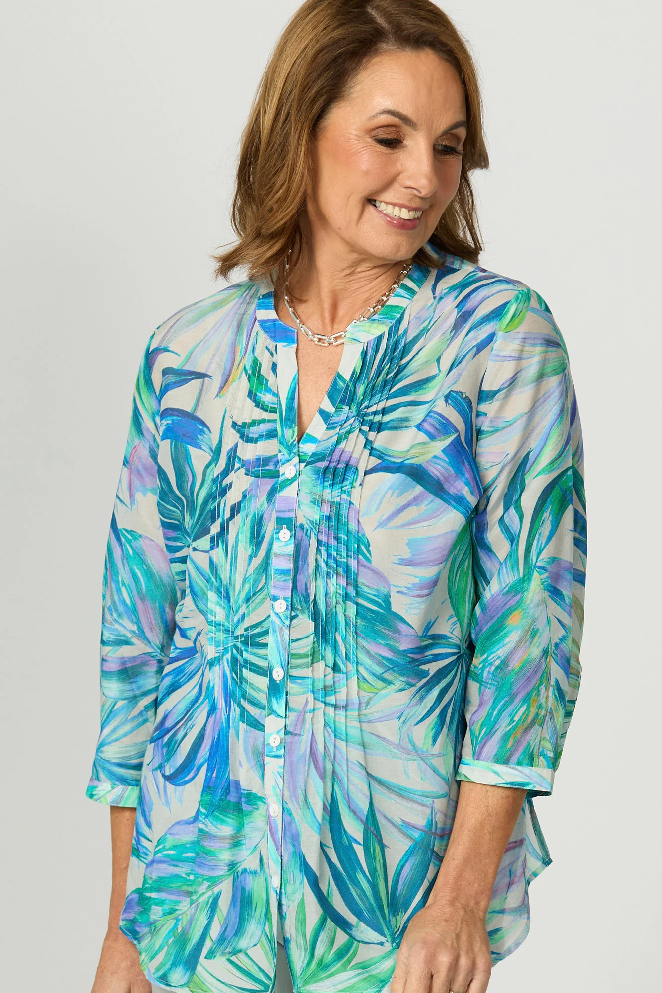 Tropical Palms Pleat 3/4 Sl Shirt - Image 3