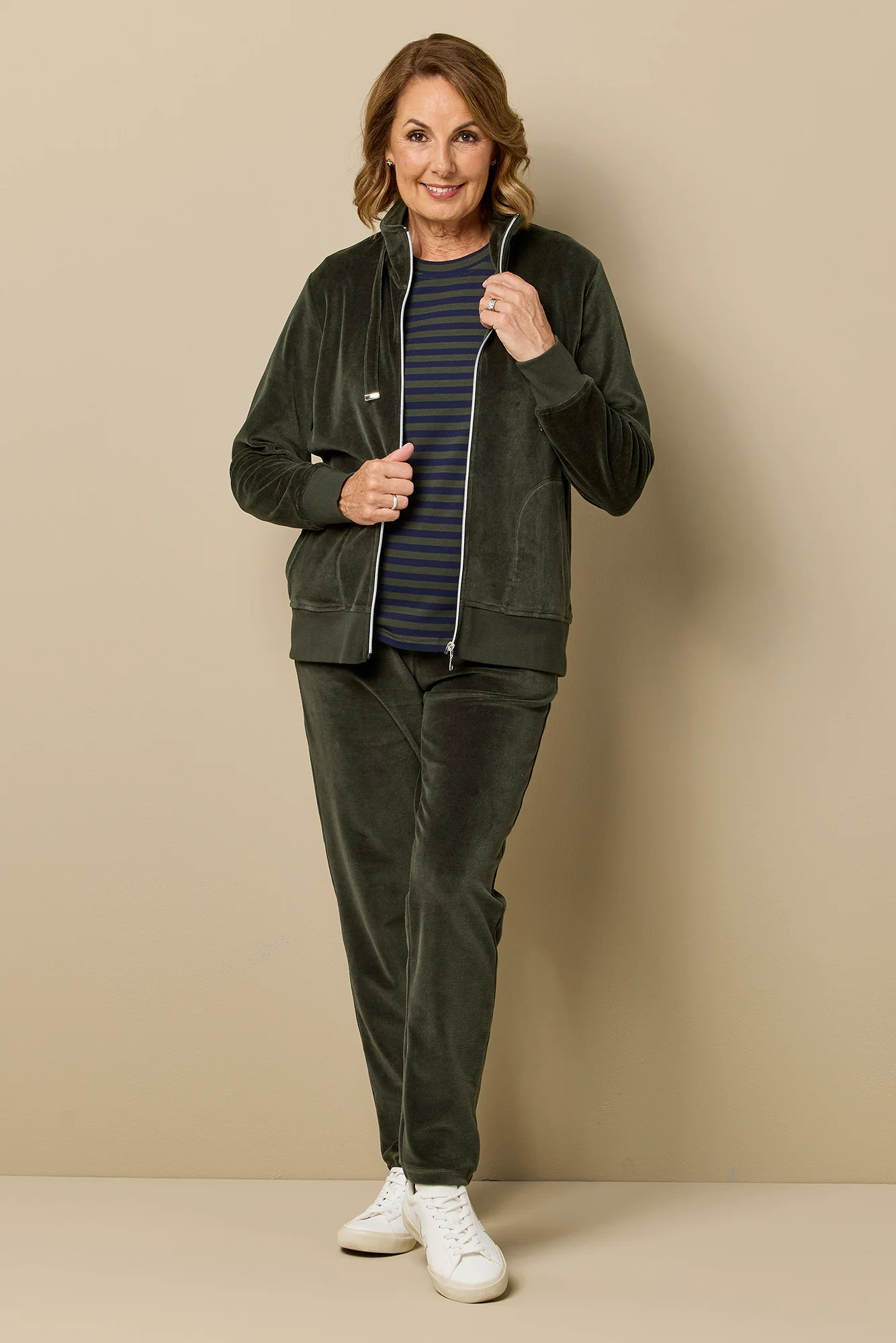 Valley Pull On Velour Pant - Image 8