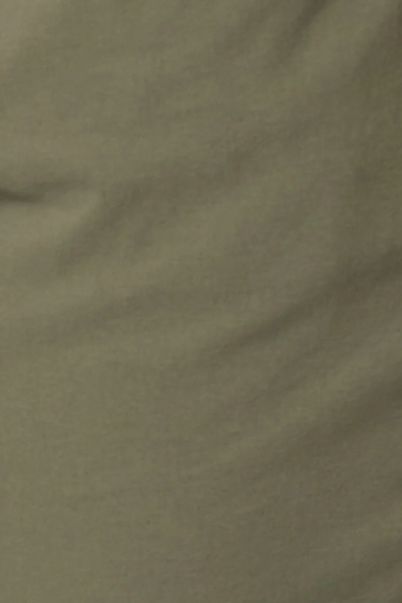 Vibe Stretch Eyelet Crop Pant - Image 6